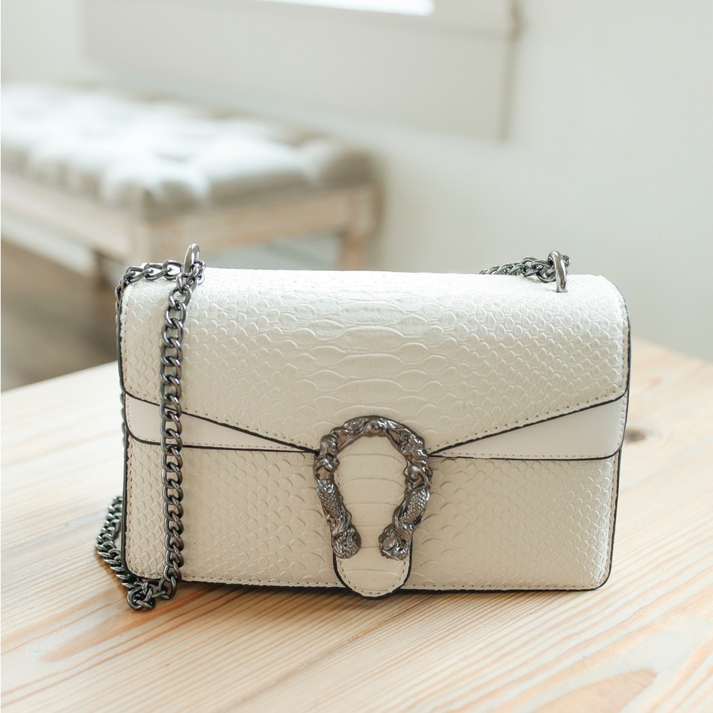 Elegant White Chain Shoulder Bag